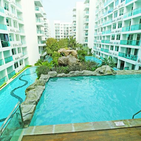 Amazon Residence By Pattaya Sunny Rentals Pantai Jomtien Luaran gambar