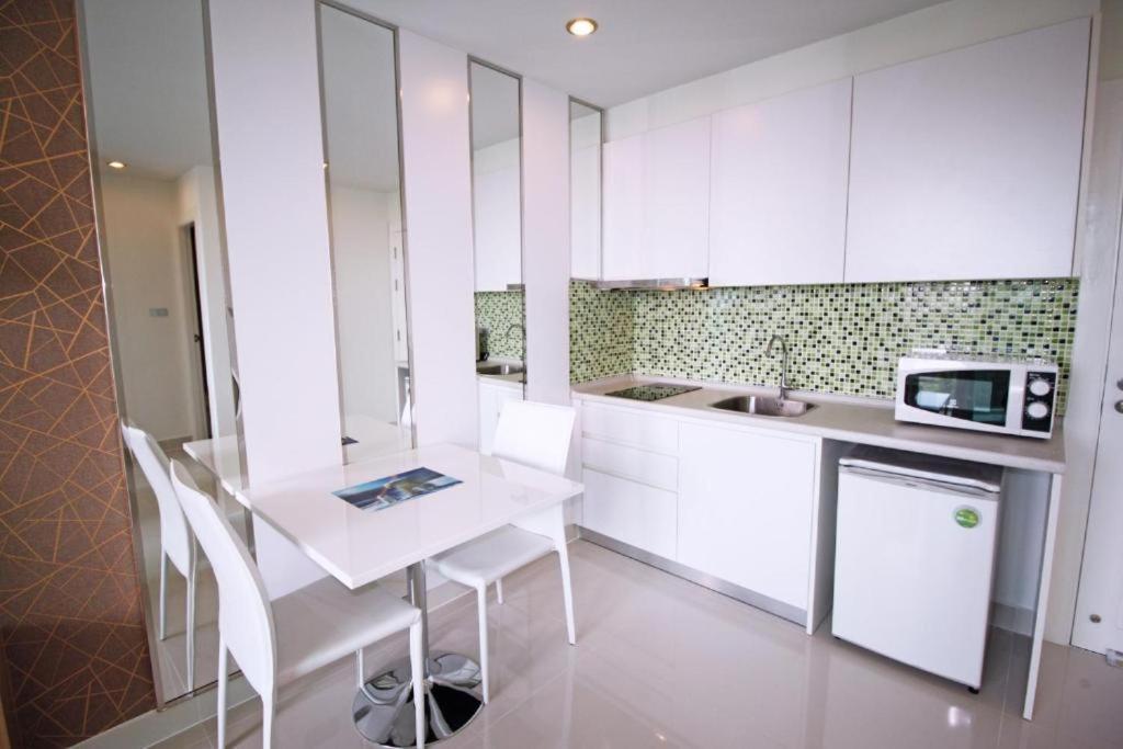 Amazon Residence By Pattaya Sunny Rentals Pantai Jomtien Bilik gambar