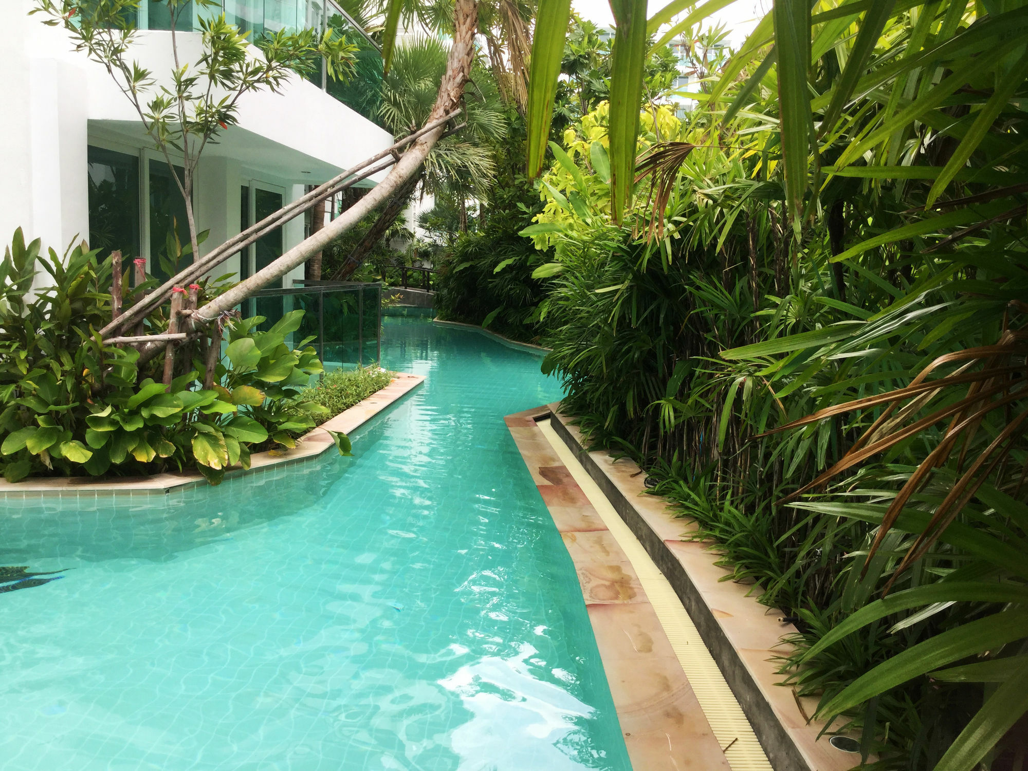 Amazon Residence By Pattaya Sunny Rentals Pantai Jomtien Luaran gambar